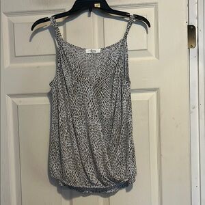 Beacon Apparel Top Size Medium